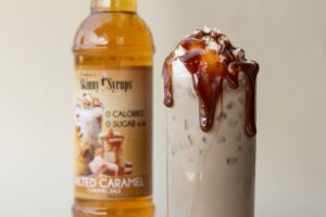 Café helado de caramelo salado